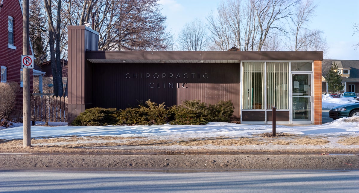 Community low-cost veterinary clinic exterior